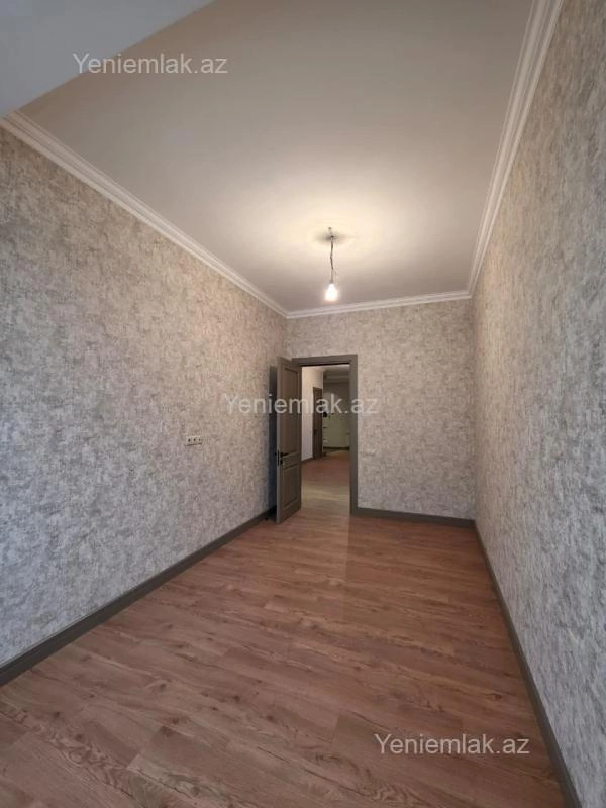 Satılır 4 otaqlı yeni tikili 175 m²