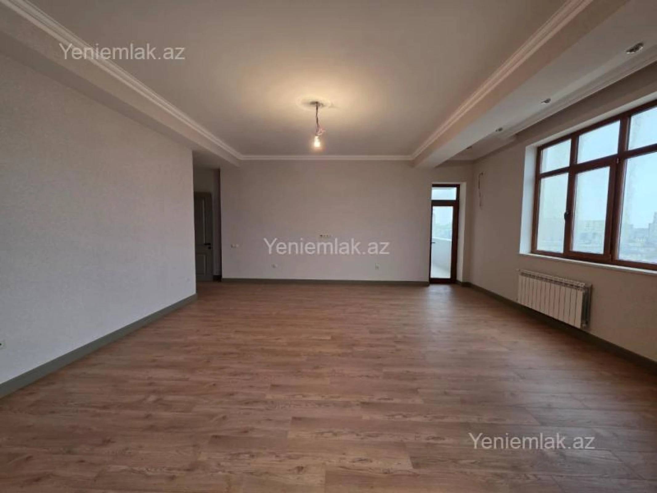 Satılır 4 otaqlı yeni tikili 175 m²