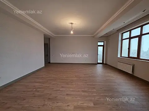 Satılır 4 otaqlı yeni tikili 175 m²
