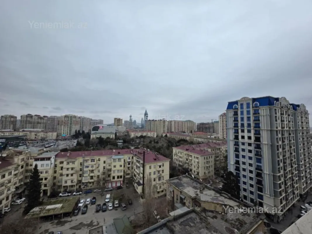 Satılır 4 otaqlı yeni tikili 175 m²