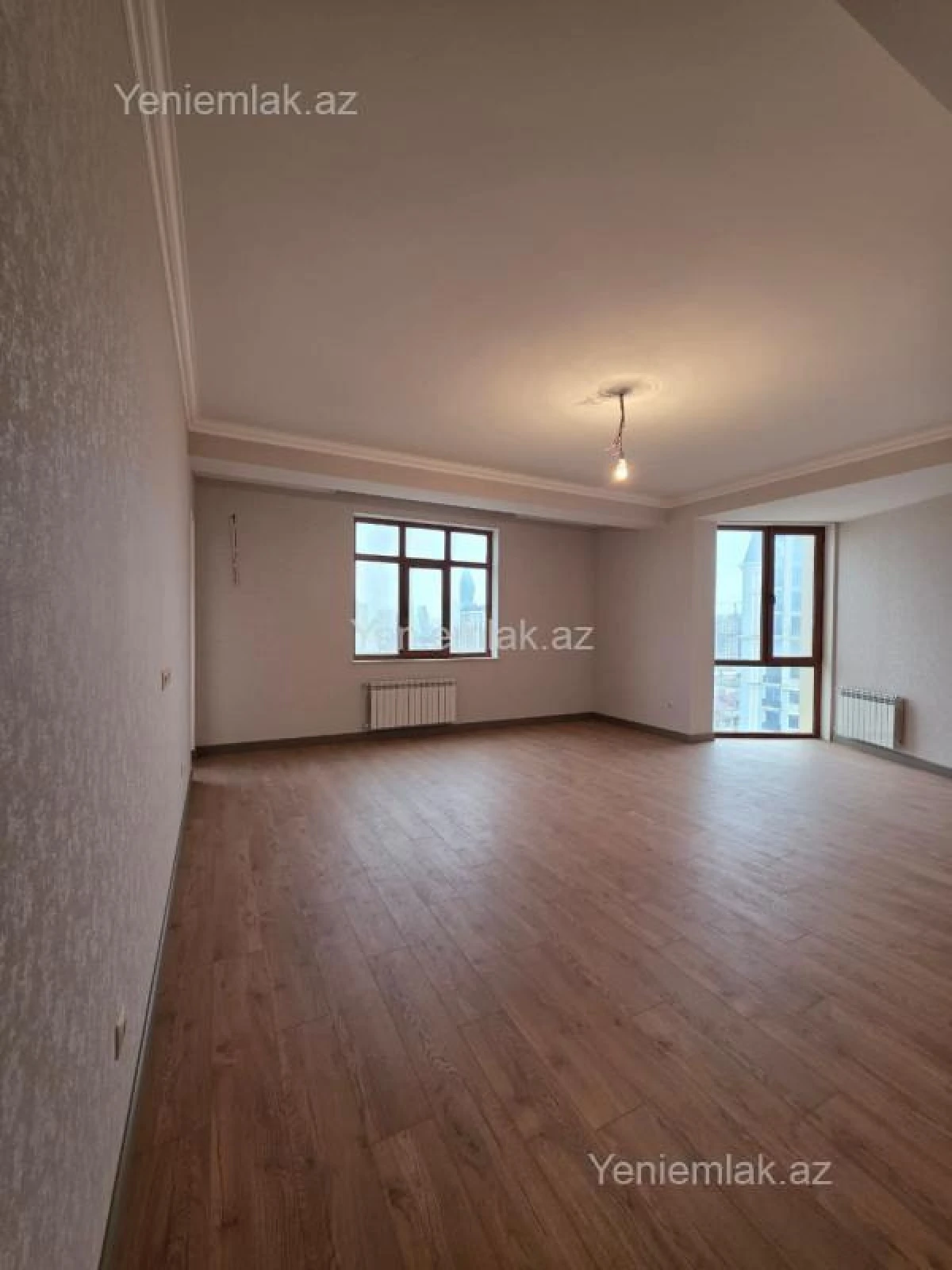 Satılır 4 otaqlı yeni tikili 175 m²