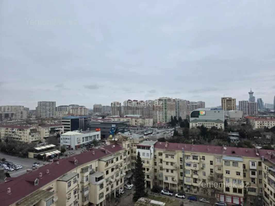 Satılır 4 otaqlı yeni tikili 175 m²