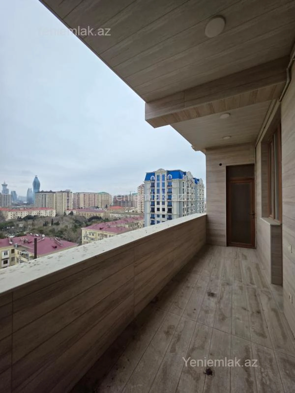 Satılır 4 otaqlı yeni tikili 175 m²