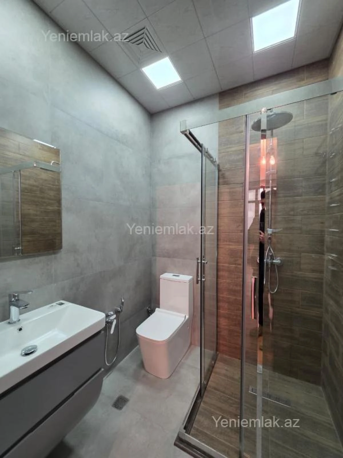 Satılır 4 otaqlı yeni tikili 175 m²