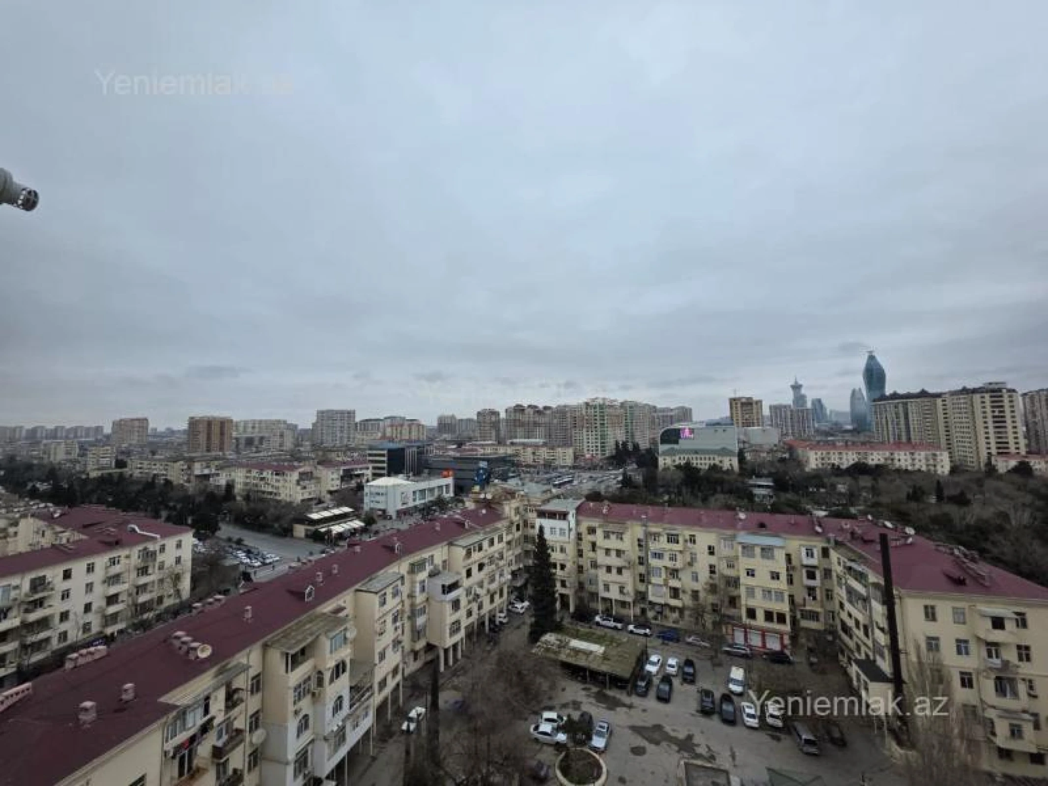 Satılır 4 otaqlı yeni tikili 175 m²