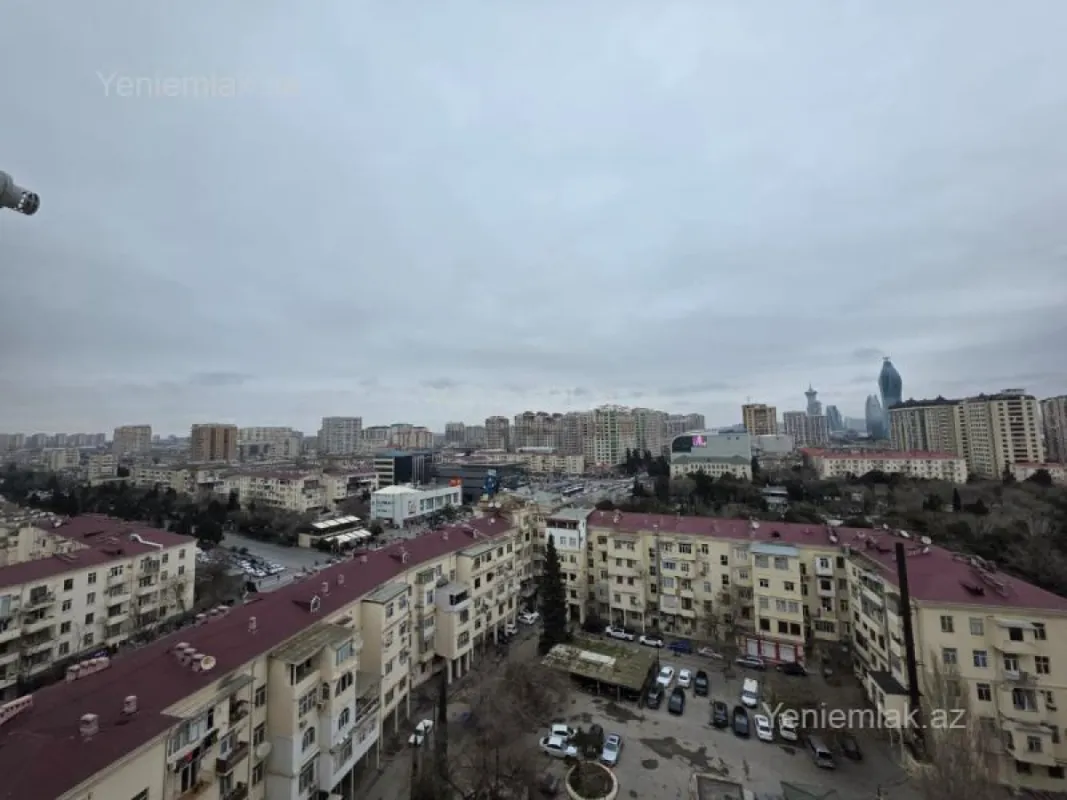 Satılır 4 otaqlı yeni tikili 175 m²