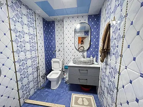 Satılır 2 otaqlı köhnə tikili 68 m²