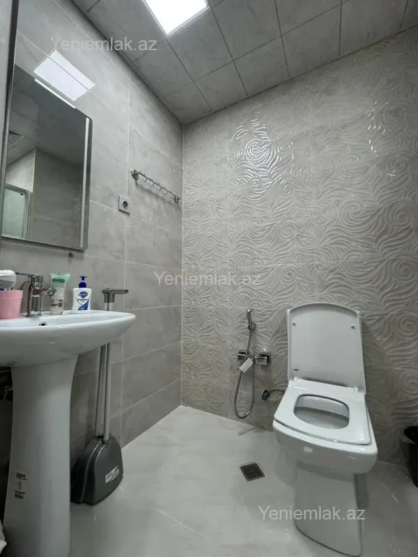 Satılır 2 otaqlı yeni tikili 47 m²