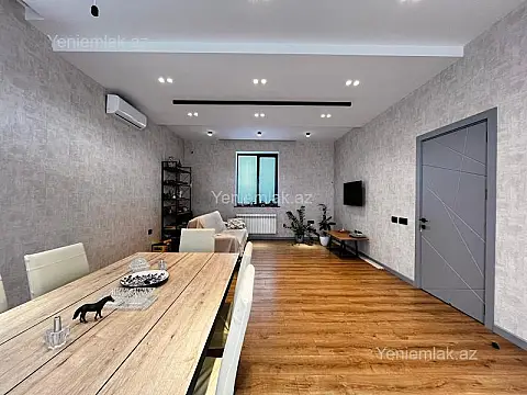 Satılır 4 otaqlı həyət evi 210 m²