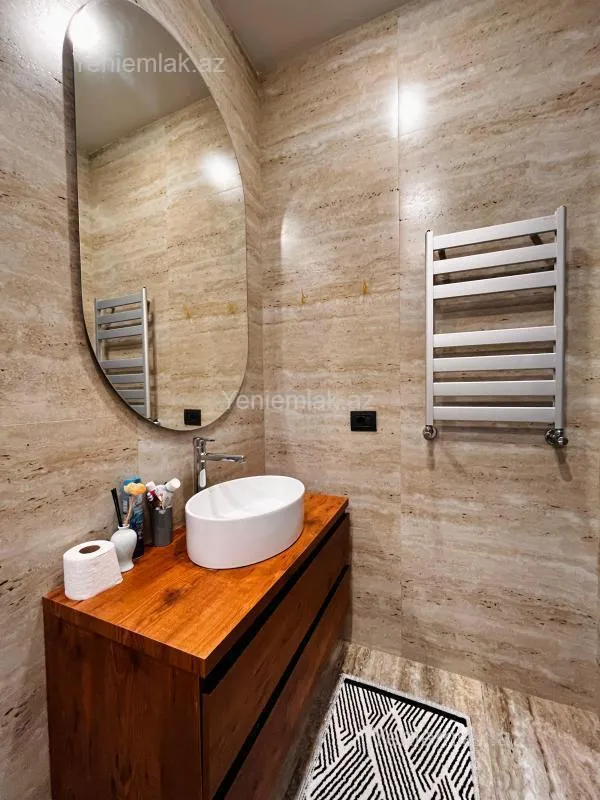 Satılır 4 otaqlı həyət evi 210 m²