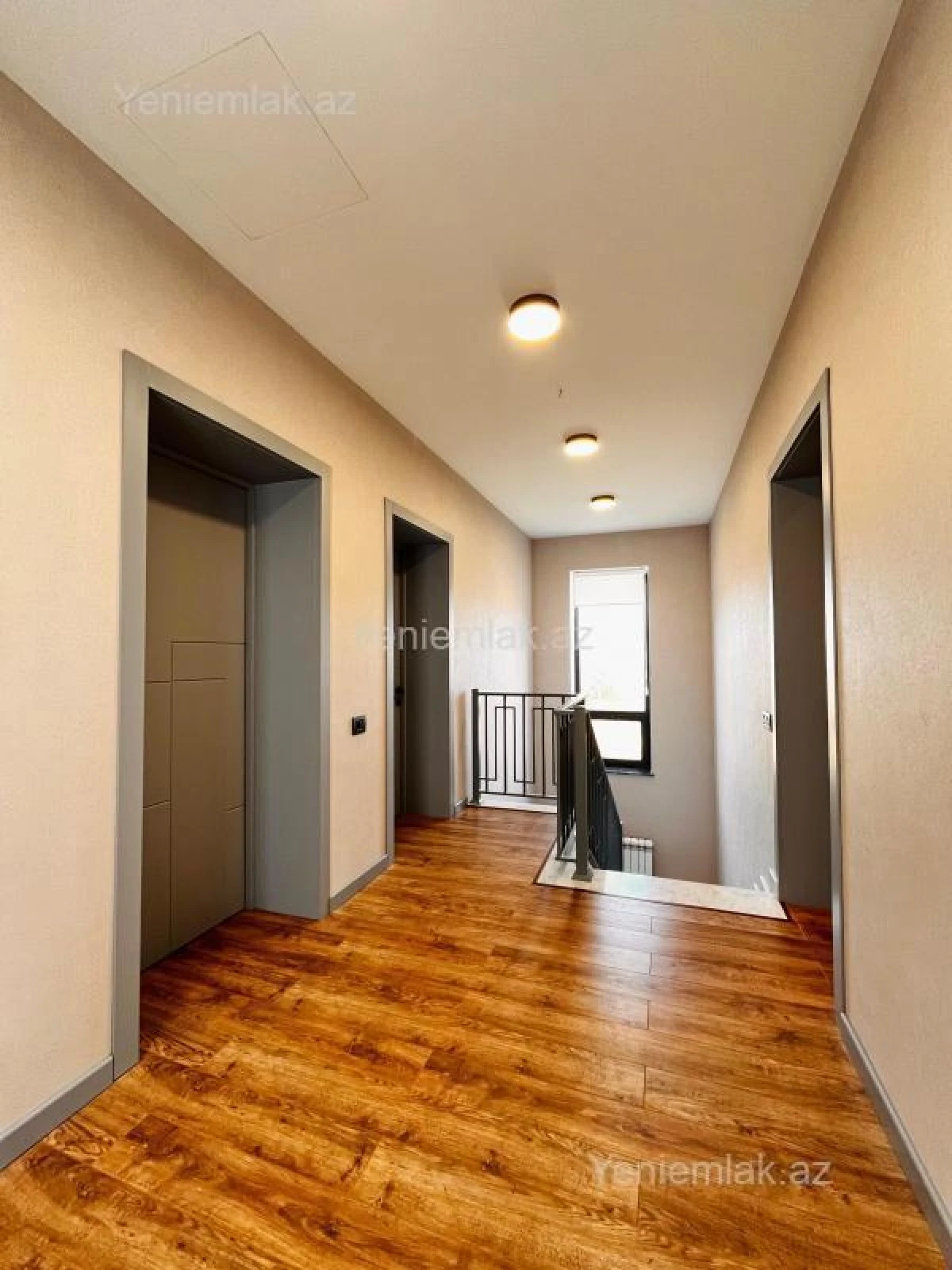 Satılır 4 otaqlı həyət evi 210 m²