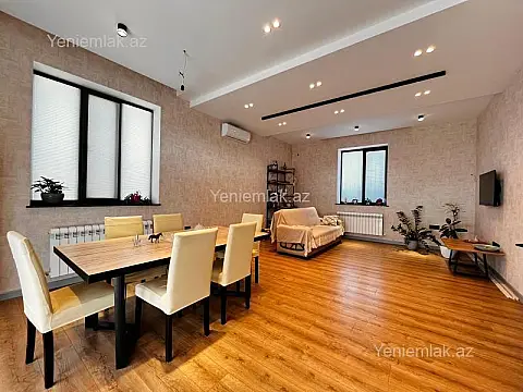 Satılır 4 otaqlı həyət evi 210 m²