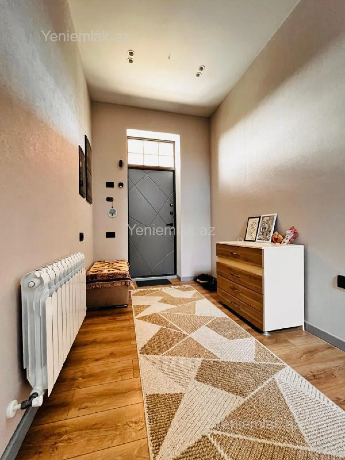 Satılır 4 otaqlı həyət evi 210 m²