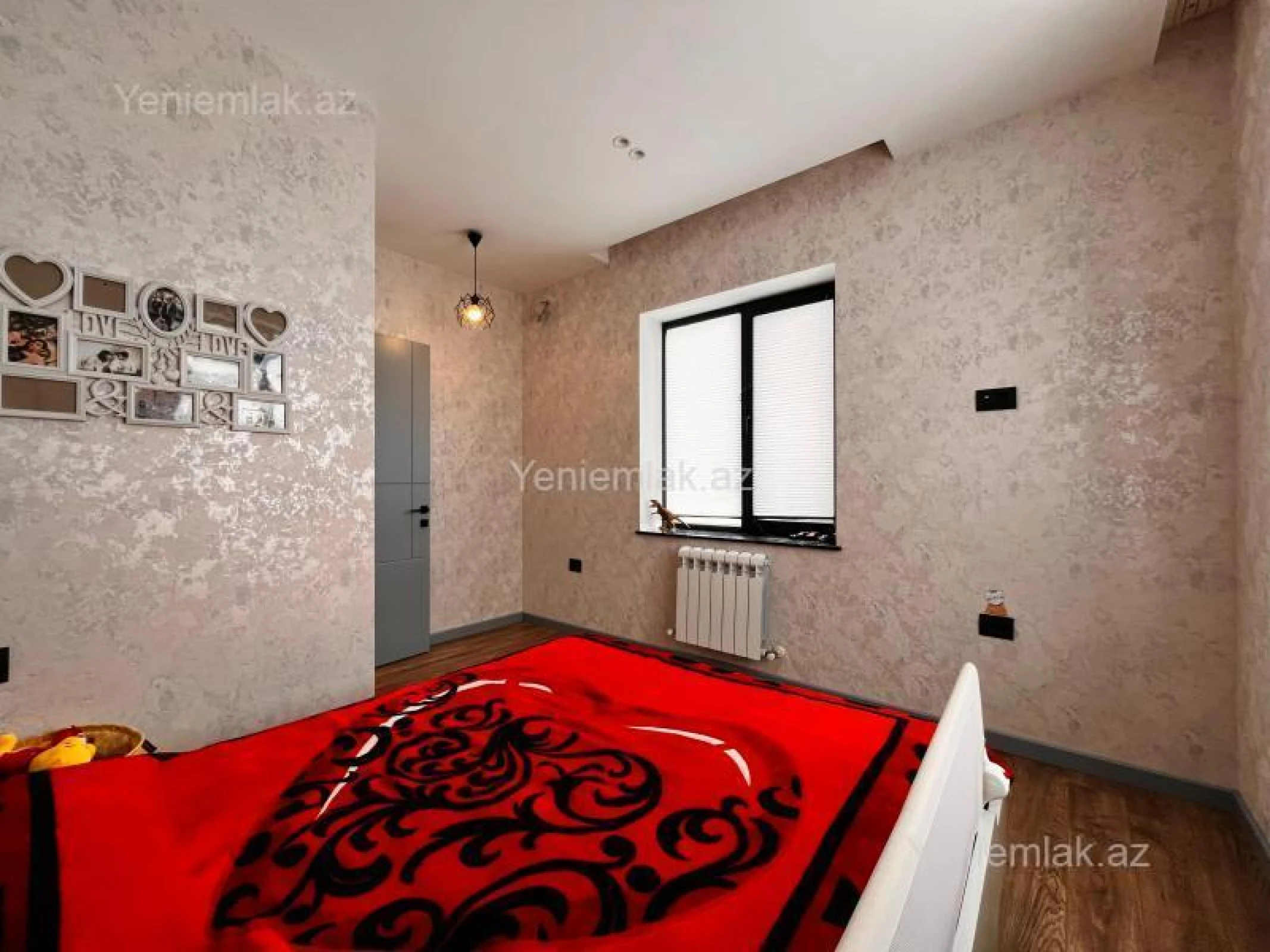 Satılır 4 otaqlı həyət evi 210 m²