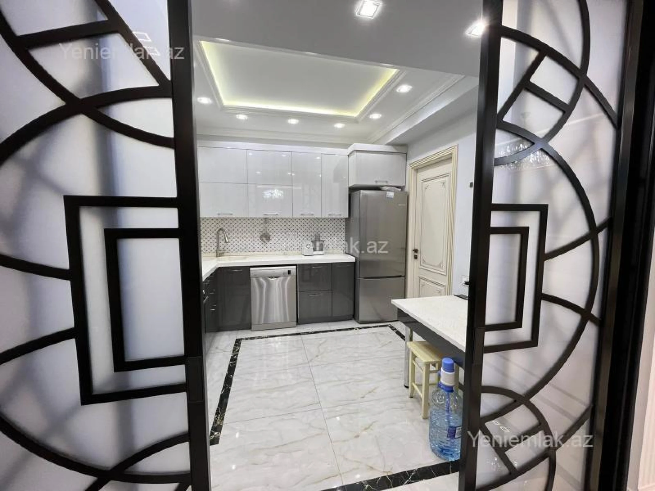 Satılır 3 otaqlı yeni tikili 126 m²