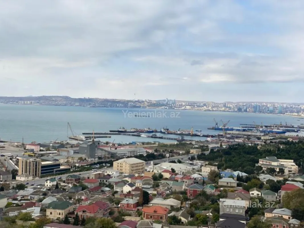 Satılır 3 otaqlı yeni tikili 126 m²