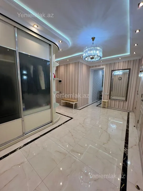 Satılır 3 otaqlı yeni tikili 126 m²
