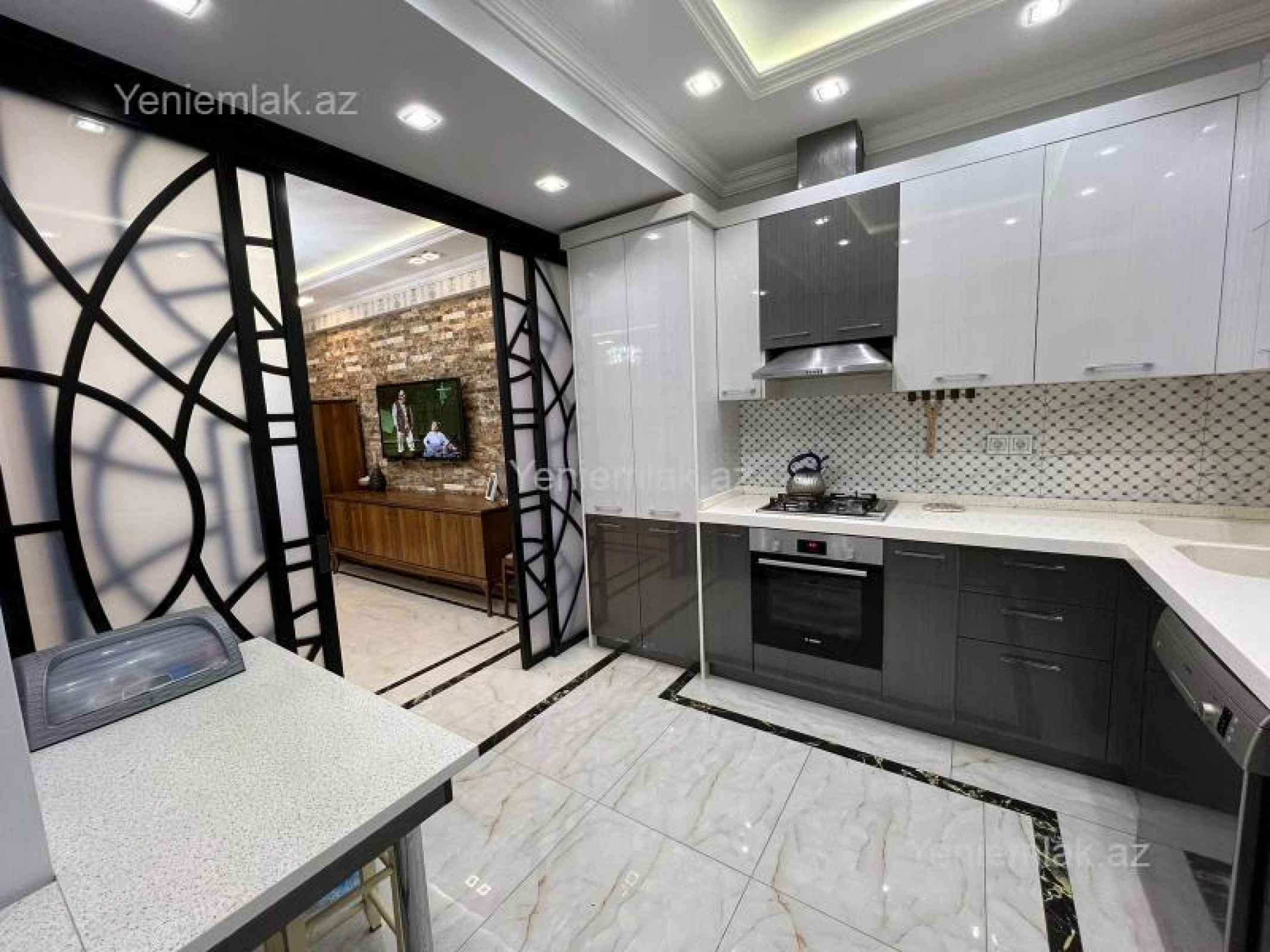Satılır 3 otaqlı yeni tikili 126 m²