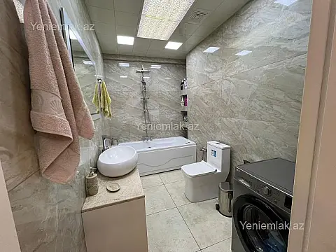 Satılır 3 otaqlı yeni tikili 126 m²
