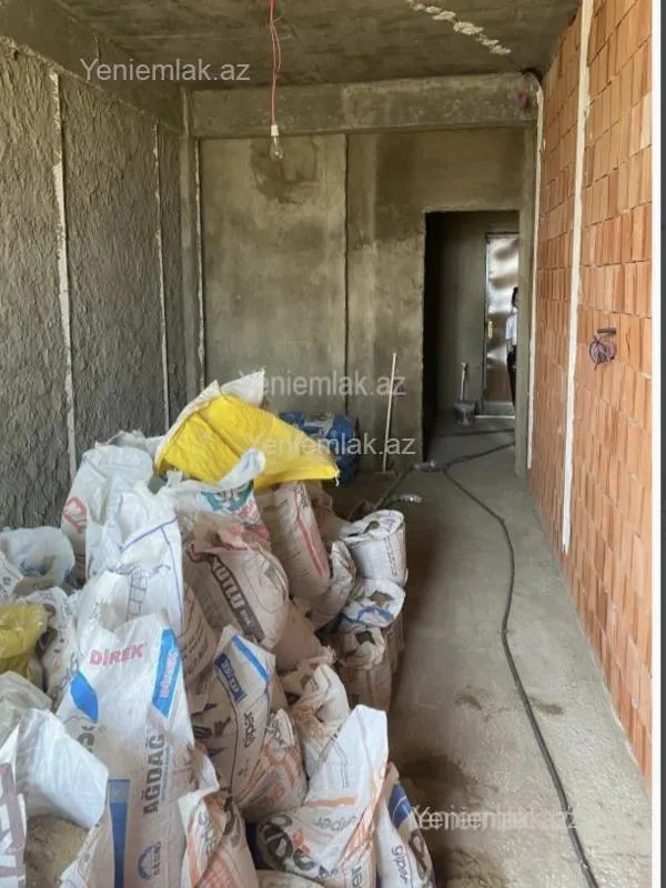 Satılır 2 otaqlı yeni tikili 63 m²