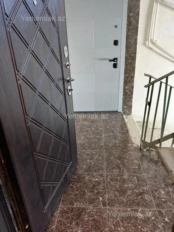 Satılır 3 otaqlı köhnə tikili 70 m²