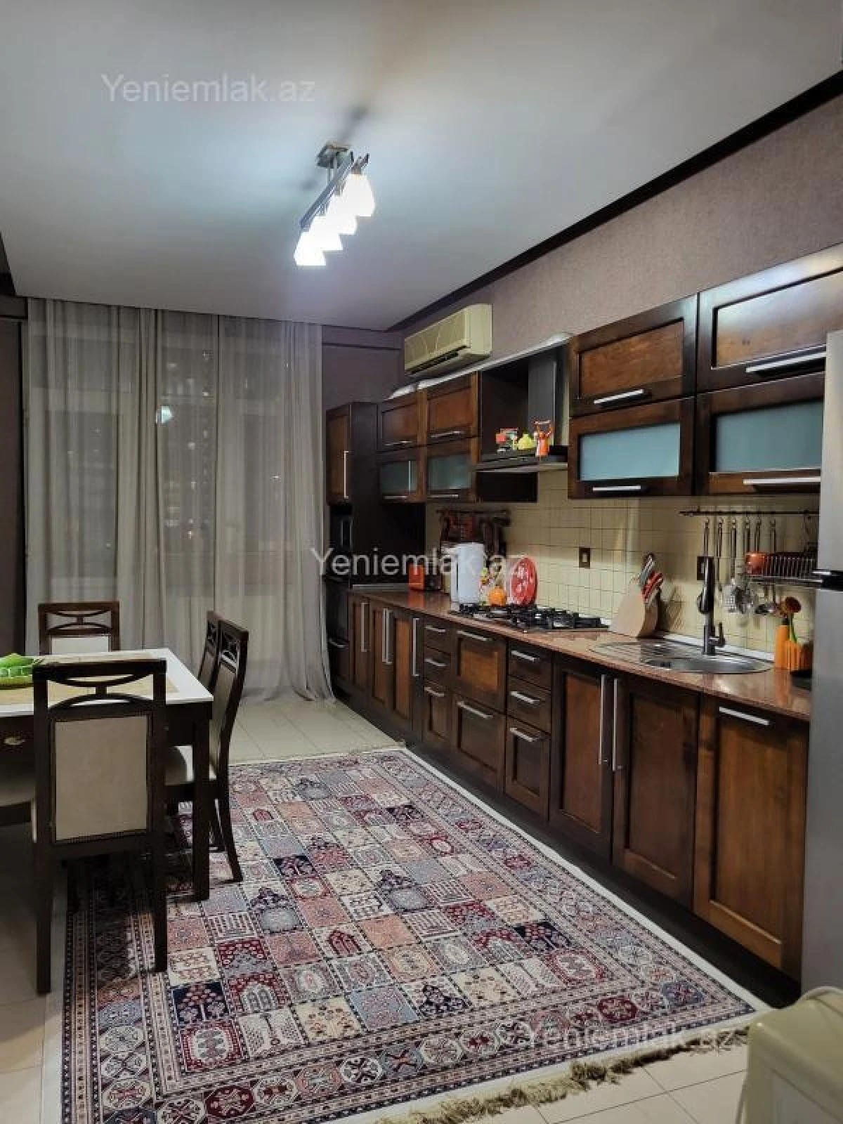 Satılır 4 otaqlı yeni tikili 172 m²