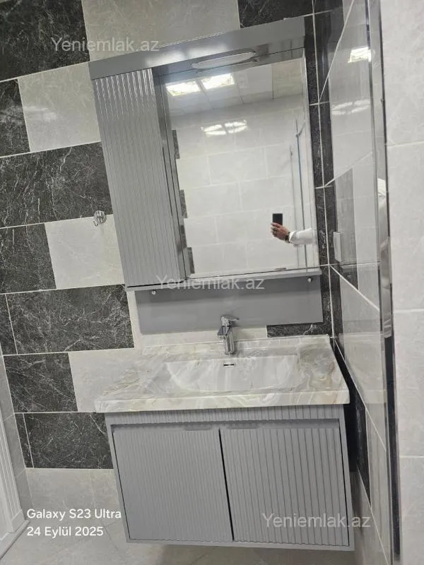 Satılır 2 otaqlı yeni tikili 100 m²