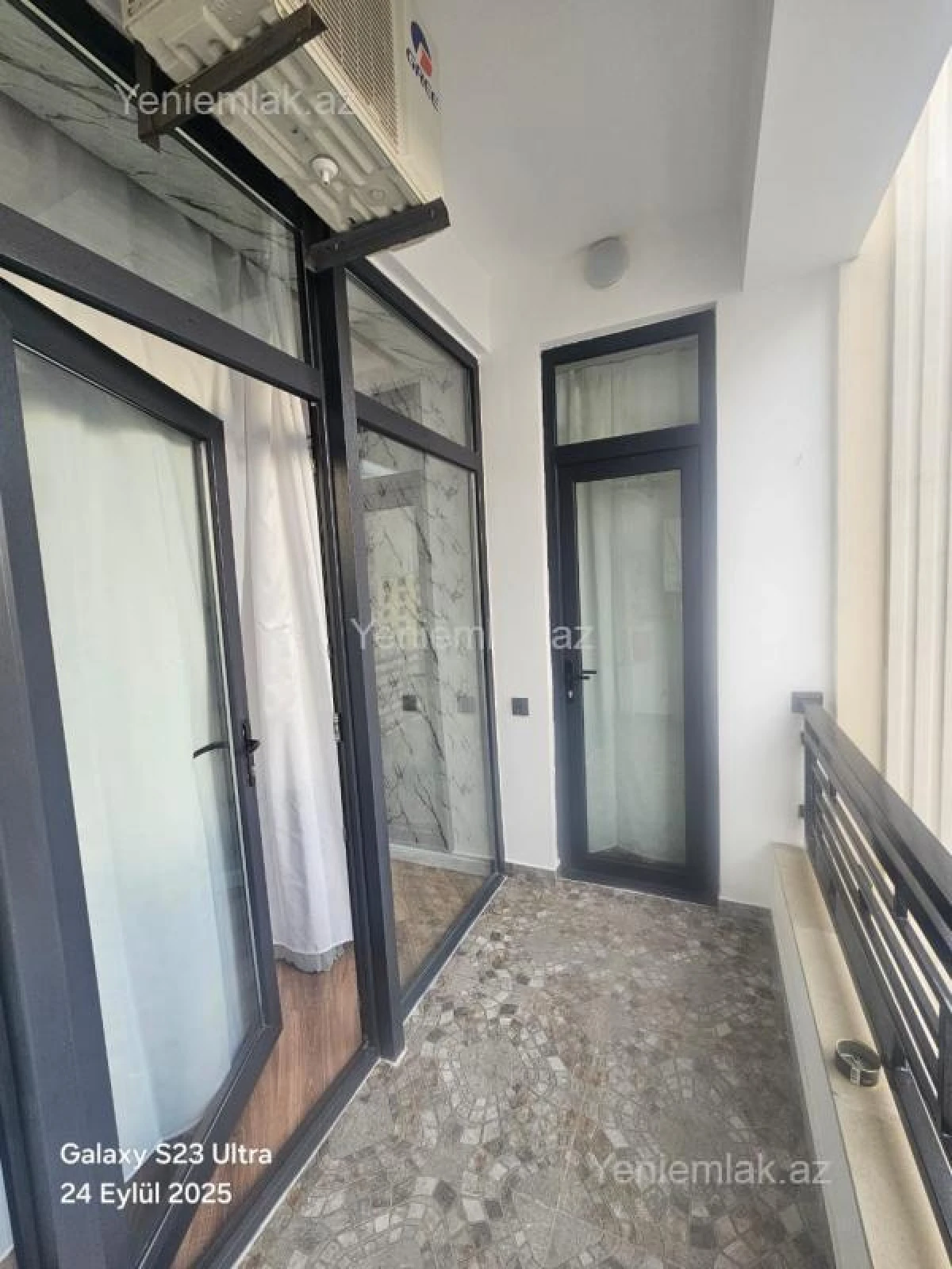 Satılır 2 otaqlı yeni tikili 100 m²