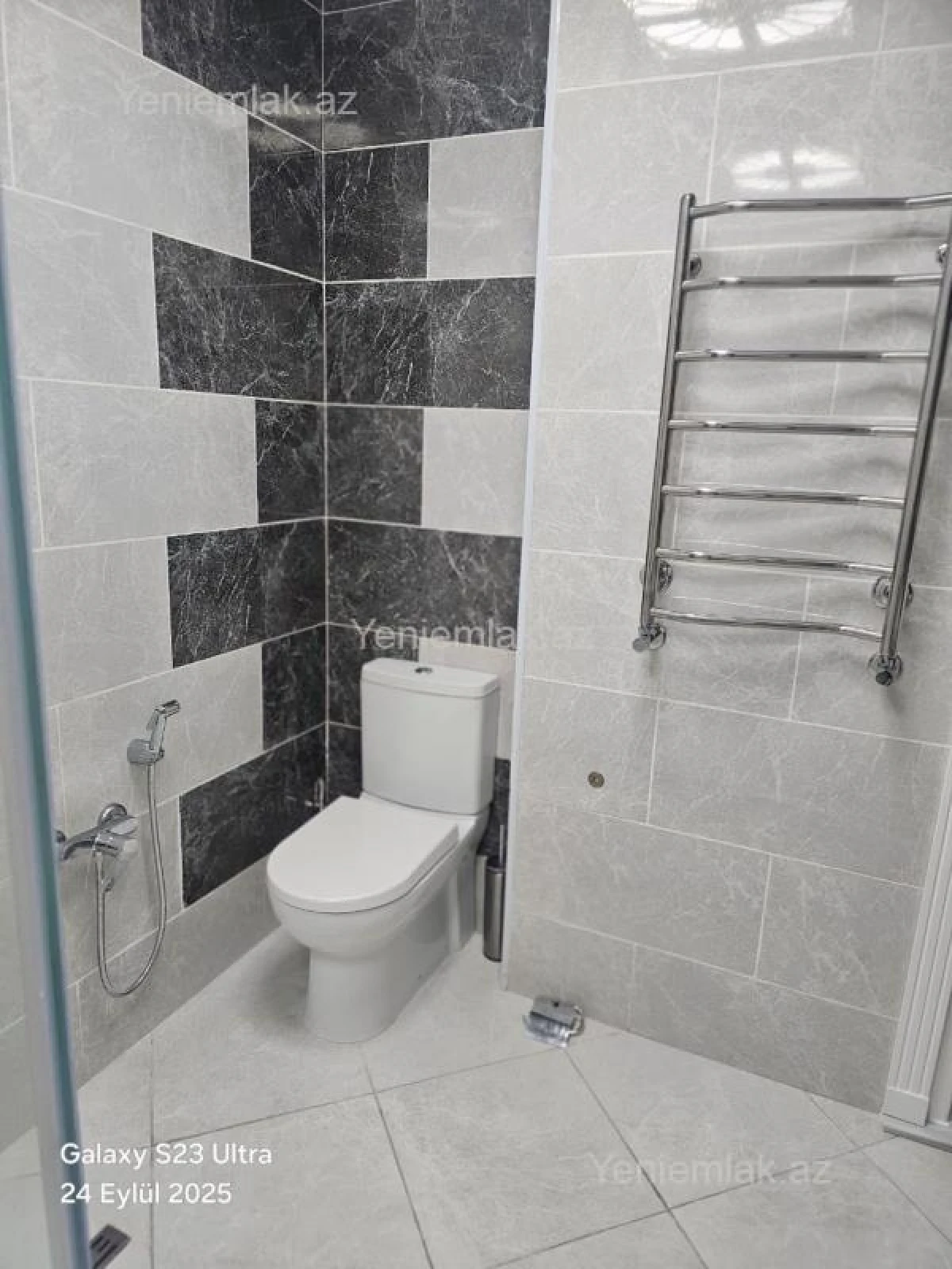 Satılır 2 otaqlı yeni tikili 100 m²