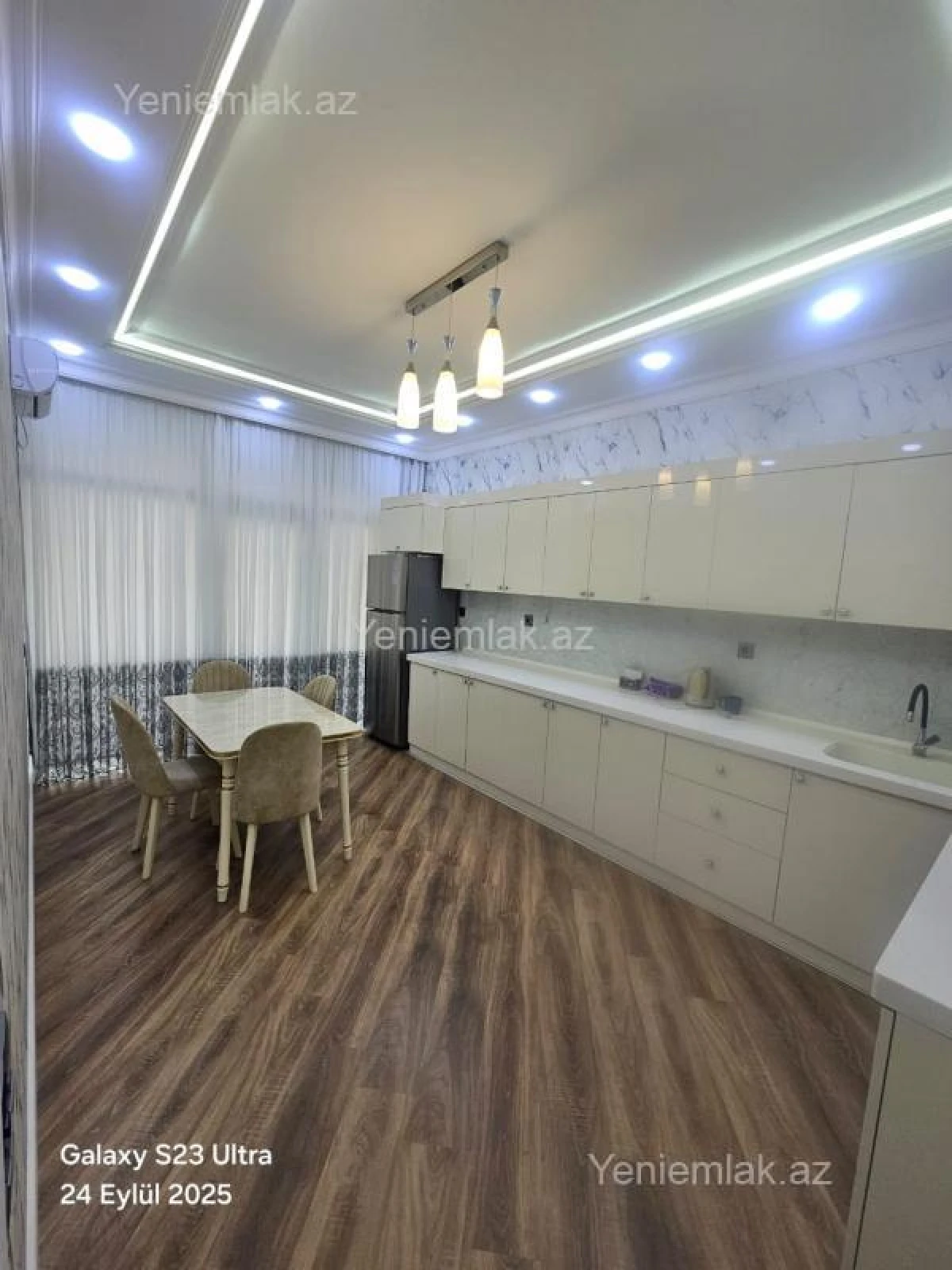 Satılır 2 otaqlı yeni tikili 100 m²