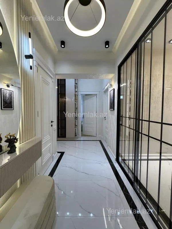 Satılır 3 otaqlı yeni tikili 98 m²