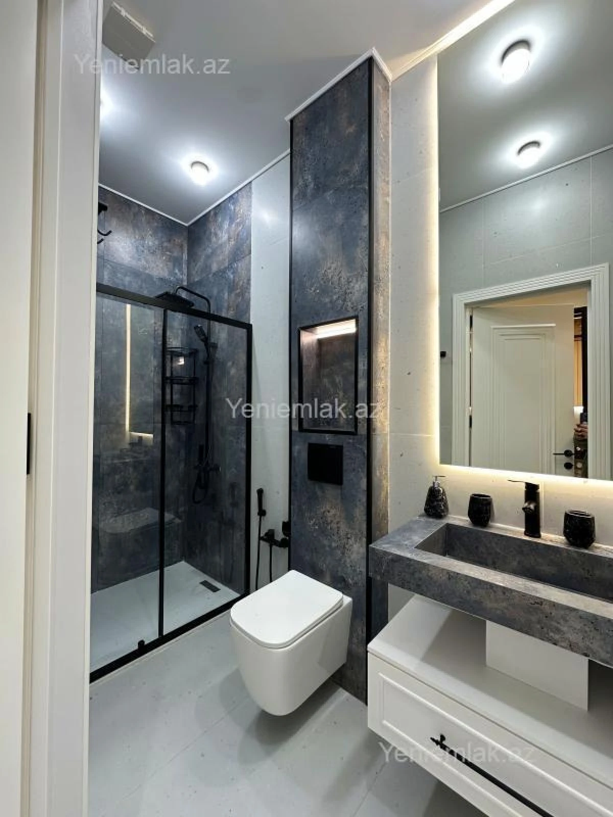 Satılır 3 otaqlı yeni tikili 98 m²