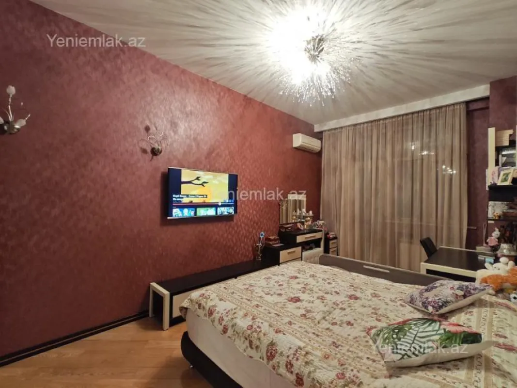 Satılır 4 otaqlı yeni tikili 196 m²