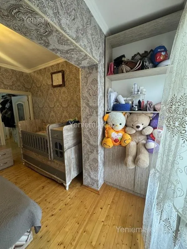 Satılır 2 otaqlı köhnə tikili 48 m²