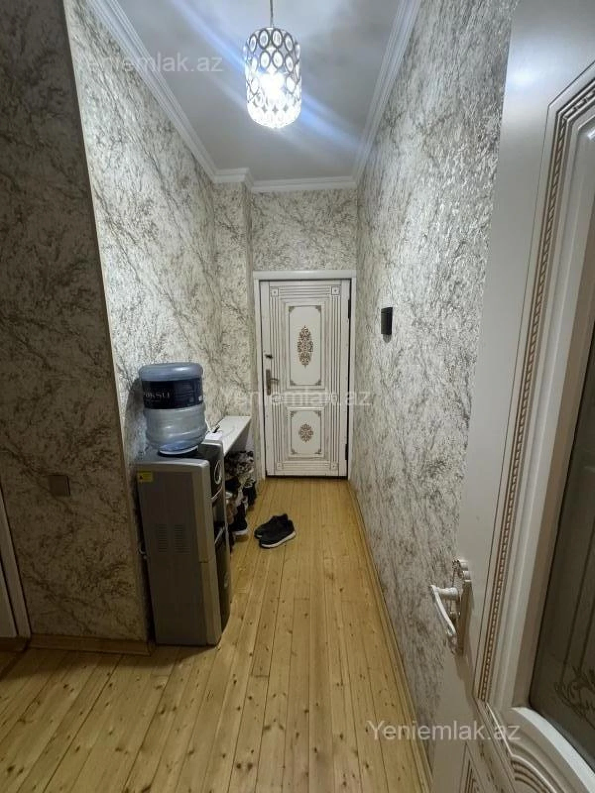 Satılır 2 otaqlı köhnə tikili 48 m²