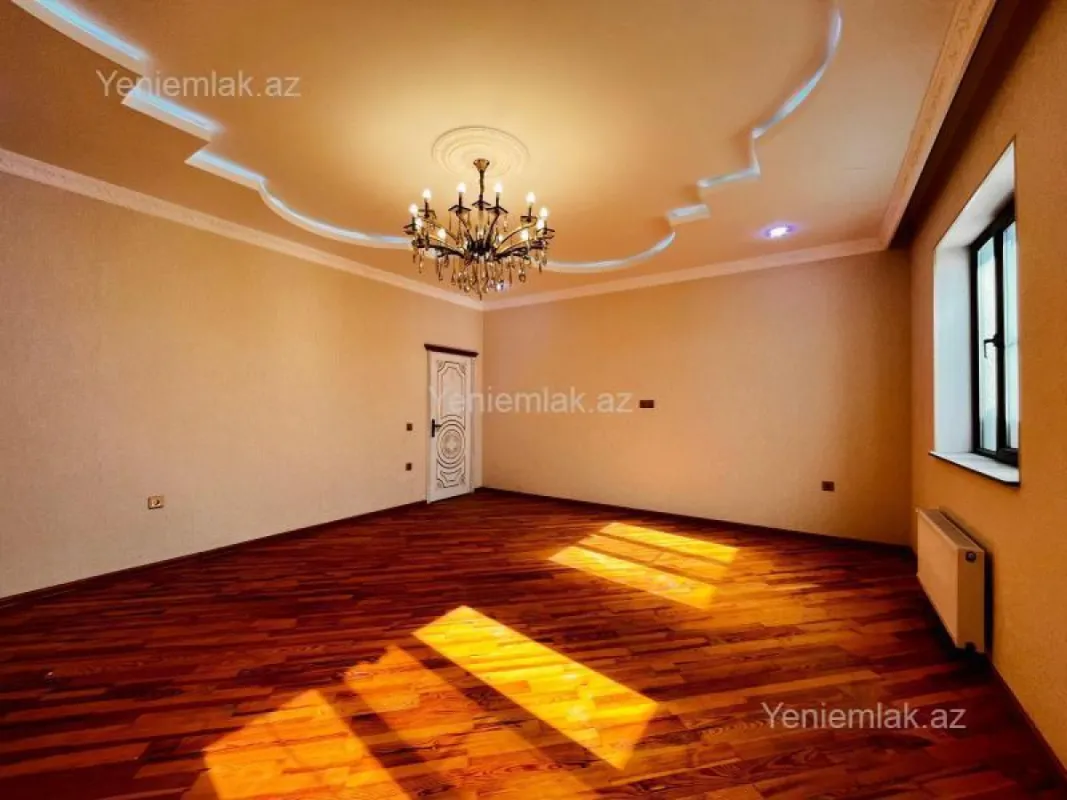 Satılır 6 otaqlı həyət evi 280 m²