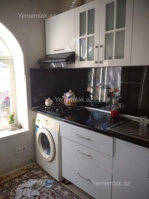 Satılır 4 otaqlı həyət evi 115 m²