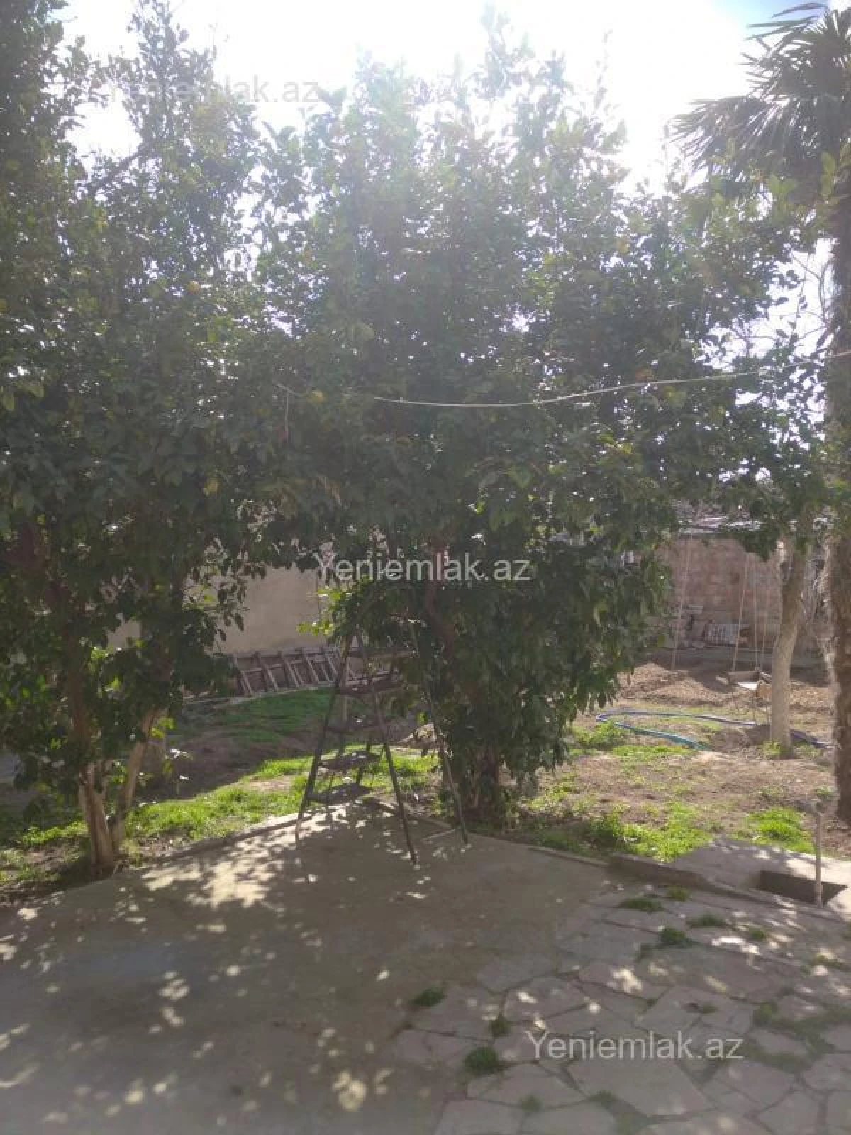 Satılır 4 otaqlı həyət evi 115 m²