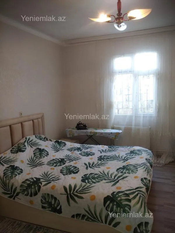 Satılır 4 otaqlı həyət evi 115 m²