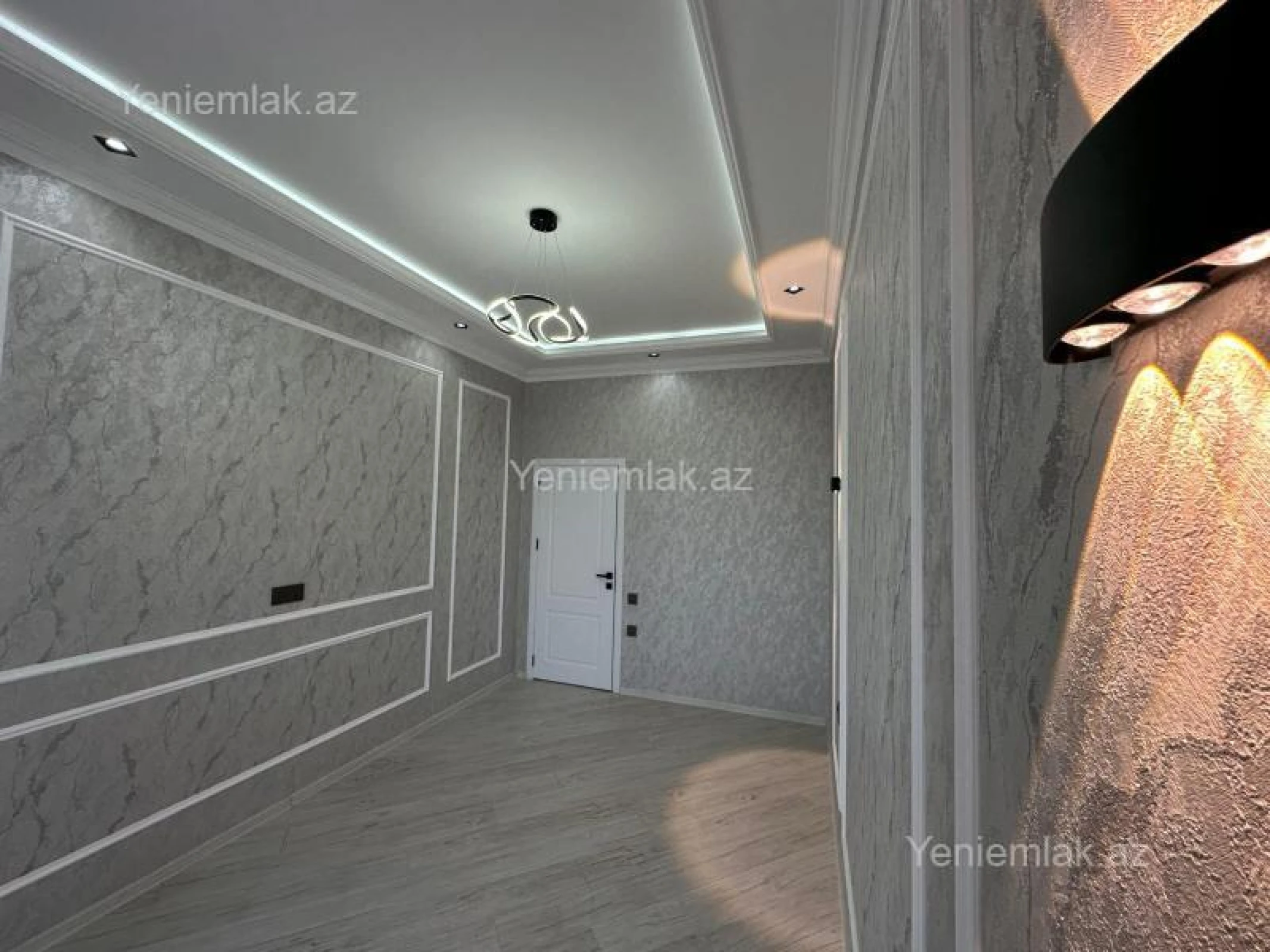 Satılır 2 otaqlı yeni tikili 72 m²