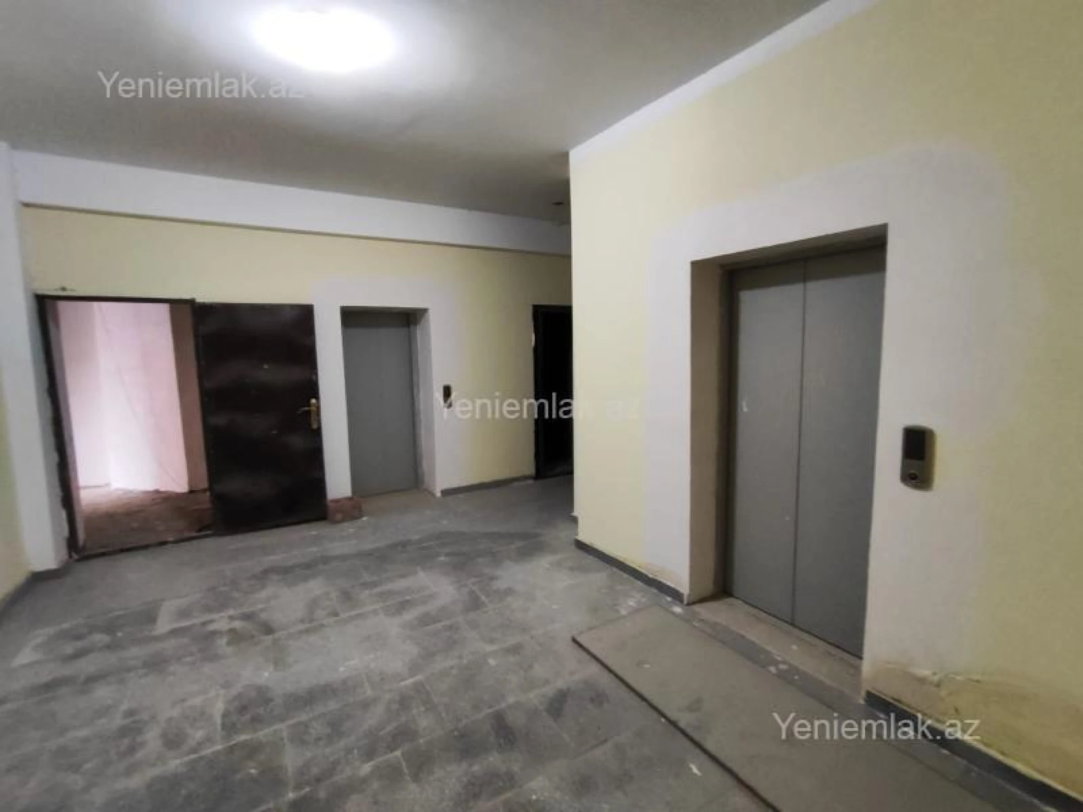 Satılır 3 otaqlı yeni tikili 118 m²