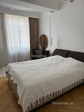 Satılır 3 otaqlı yeni tikili 110 m²