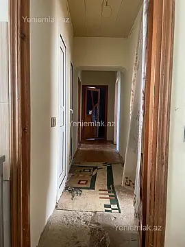 Satılır 3 otaqlı köhnə tikili 82 m²