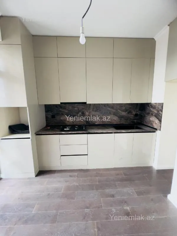 Satılır 2 otaqlı yeni tikili 52 m²