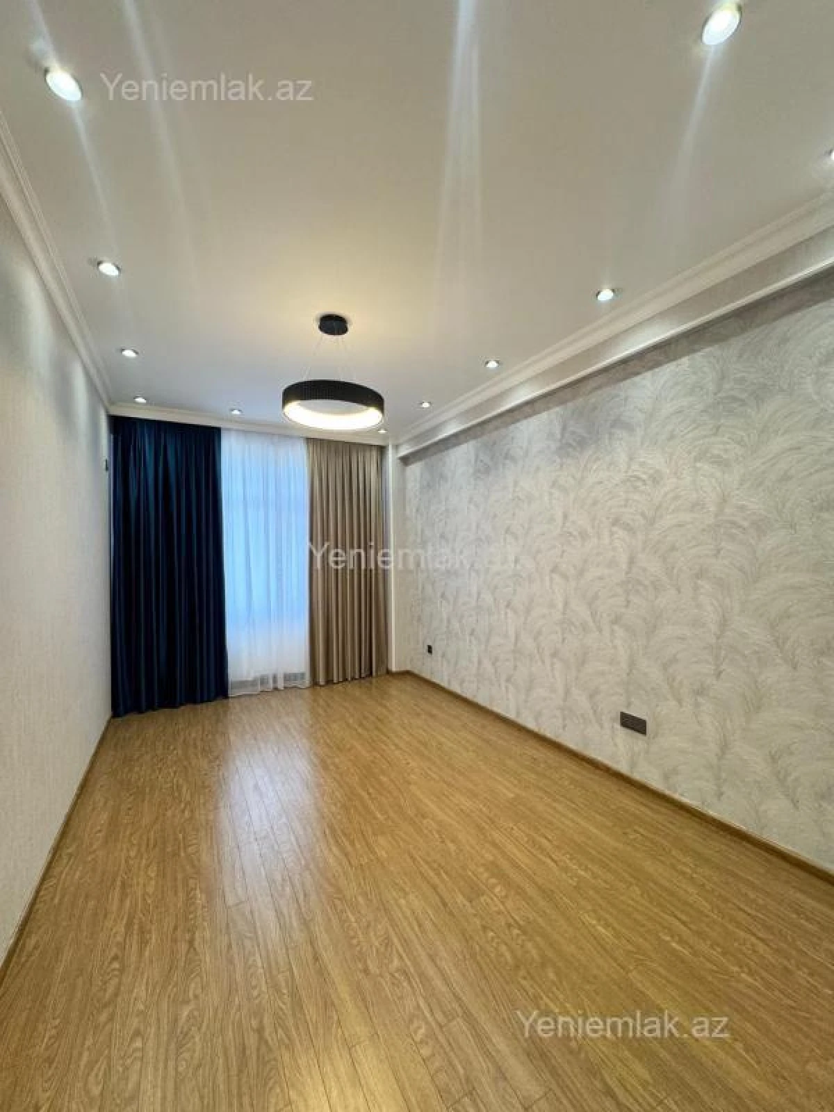 Satılır 3 otaqlı yeni tikili 136 m²