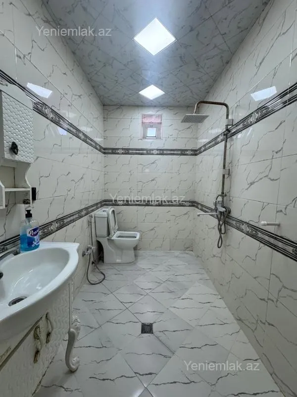 Satılır 4 otaqlı həyət evi 130 m²