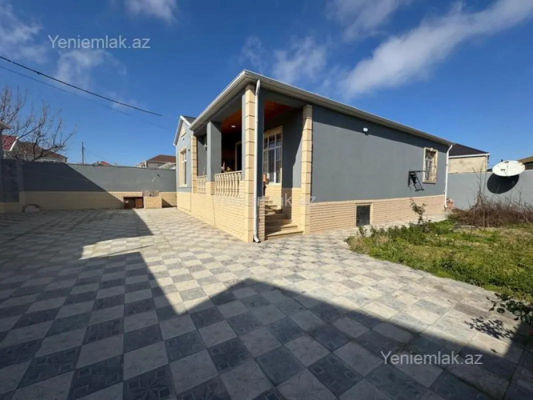 Satılır 4 otaqlı həyət evi 130 m²