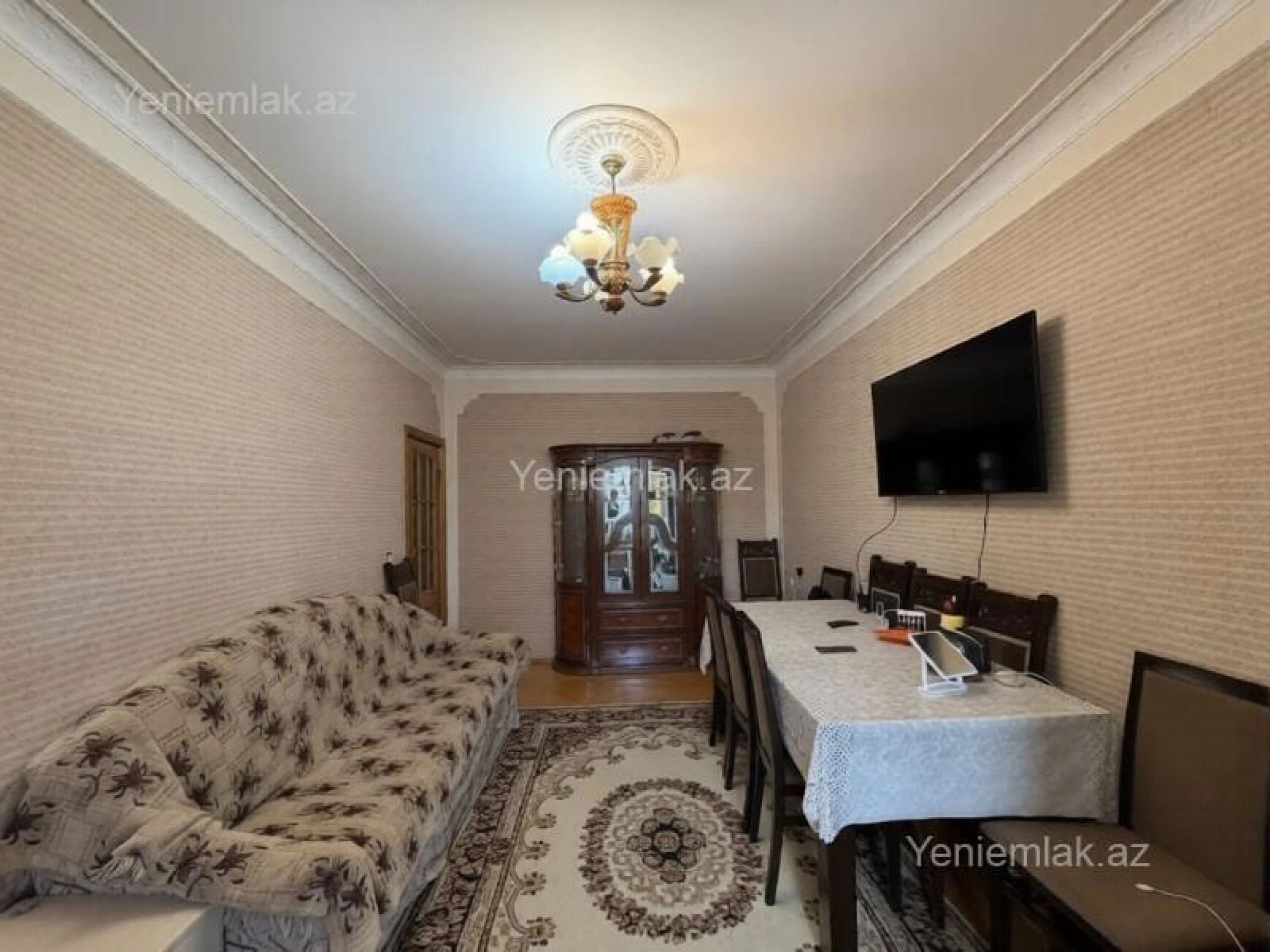 Satılır 2 otaqlı köhnə tikili 65 m²