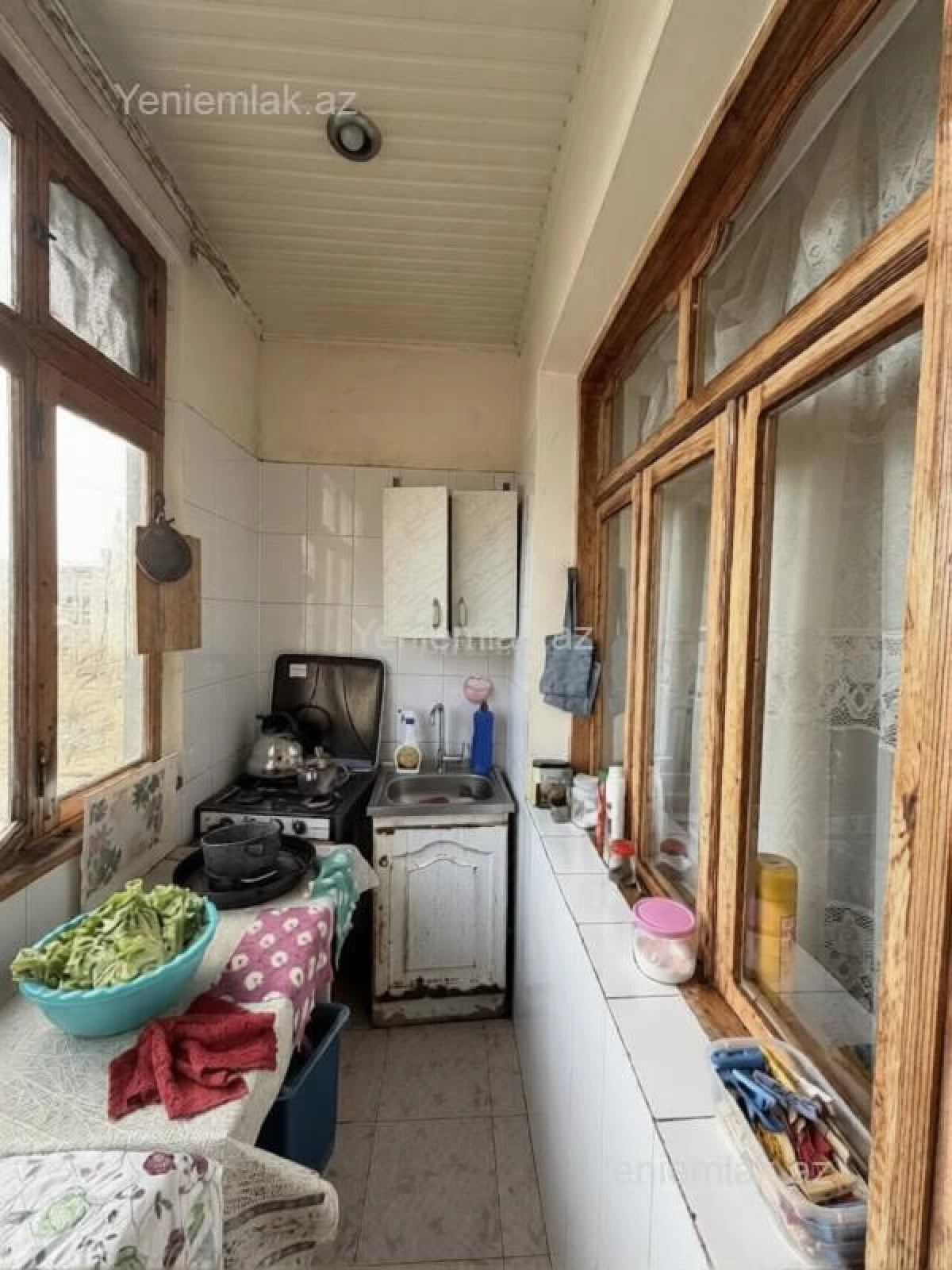 Satılır 2 otaqlı köhnə tikili 65 m²