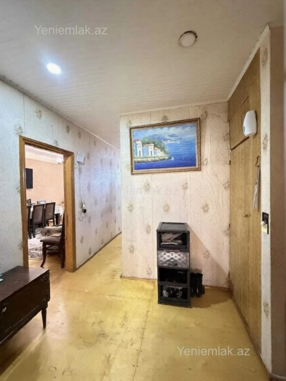 Satılır 2 otaqlı köhnə tikili 65 m²
